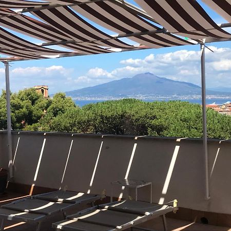 Casa Bice Amazing View Of Vesuvius Apartamento Sorrento Exterior foto