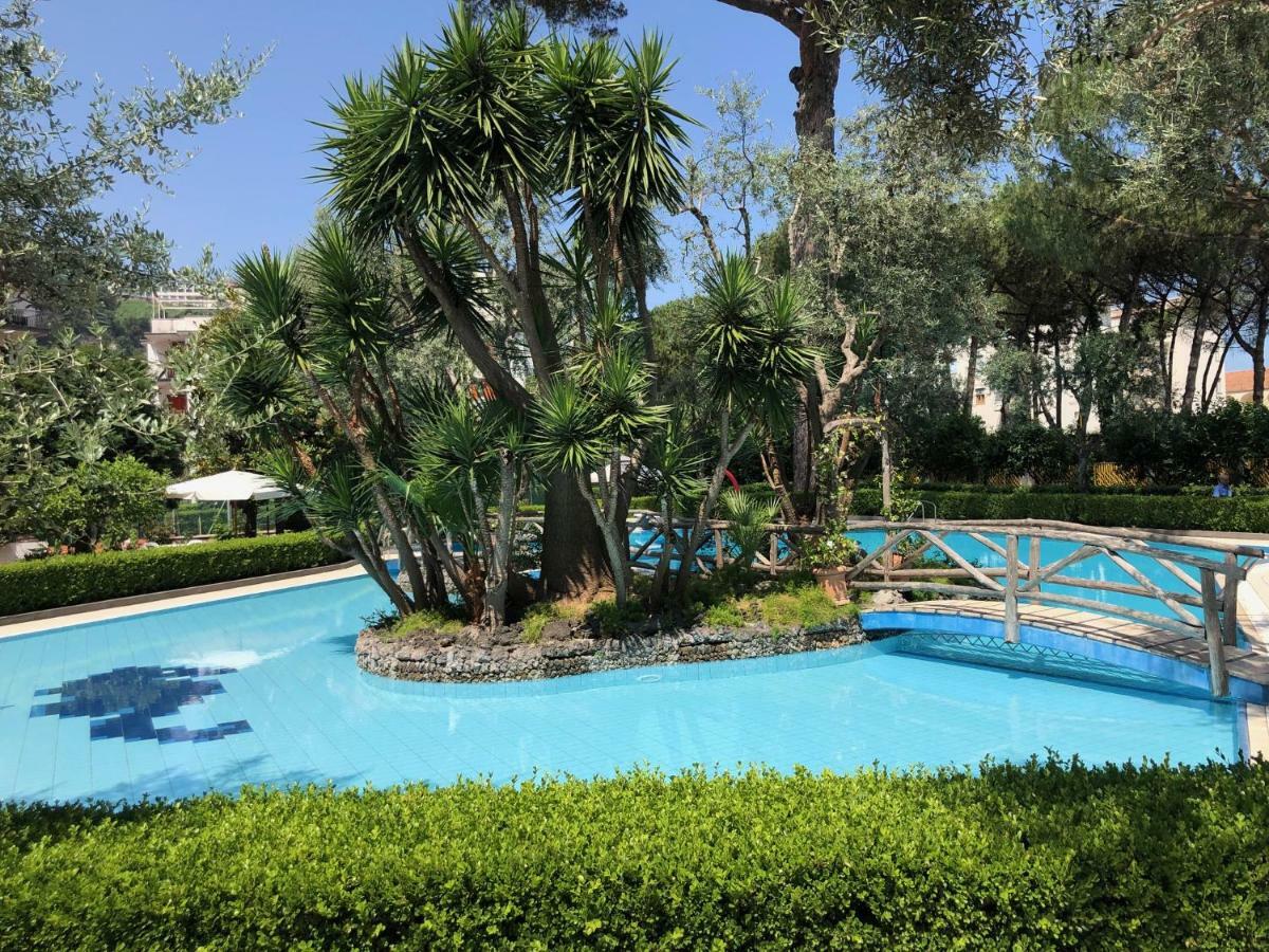 Casa Bice Amazing View Of Vesuvius Apartamento Sorrento Exterior foto